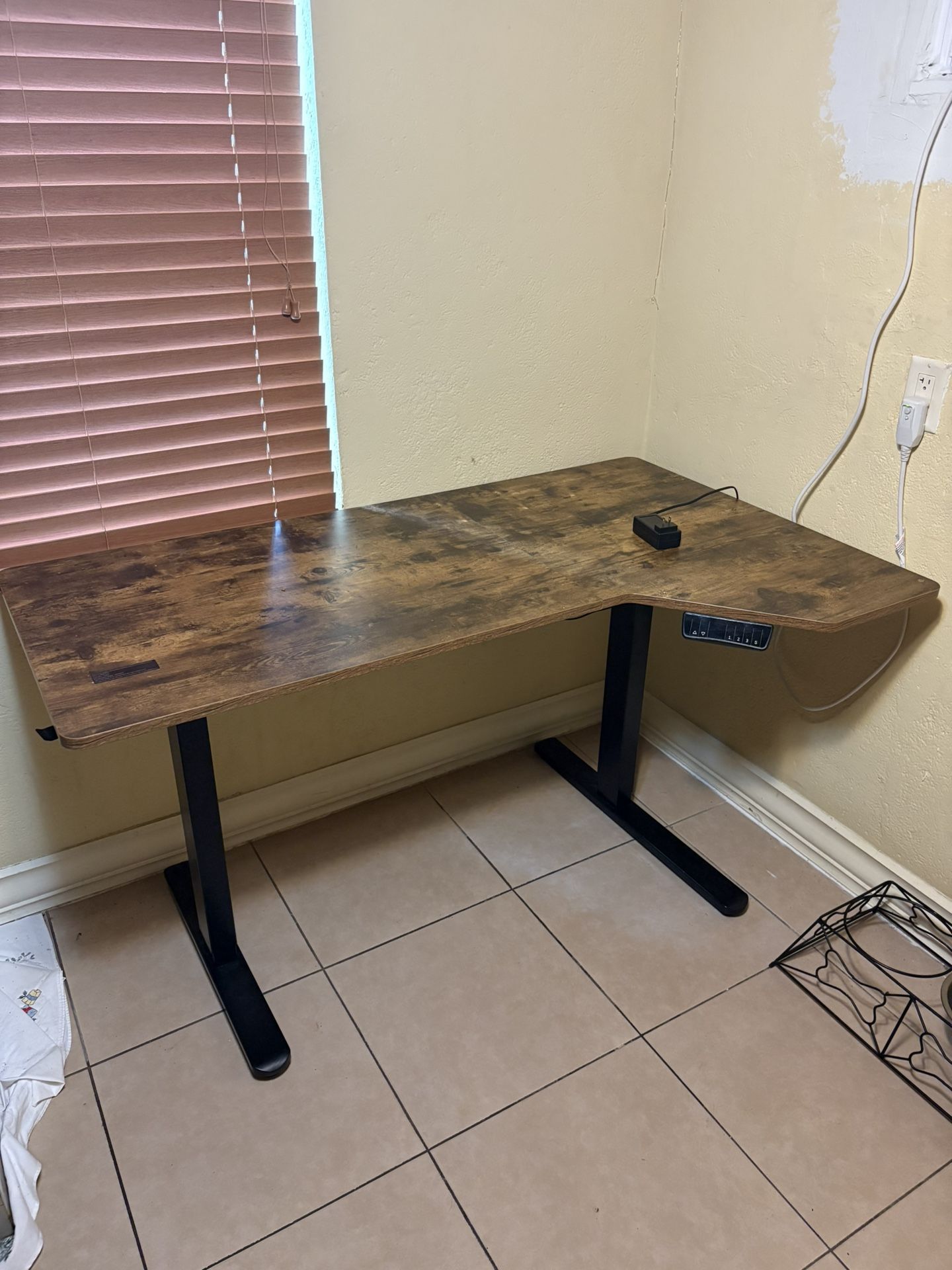 Desk - Adjustable