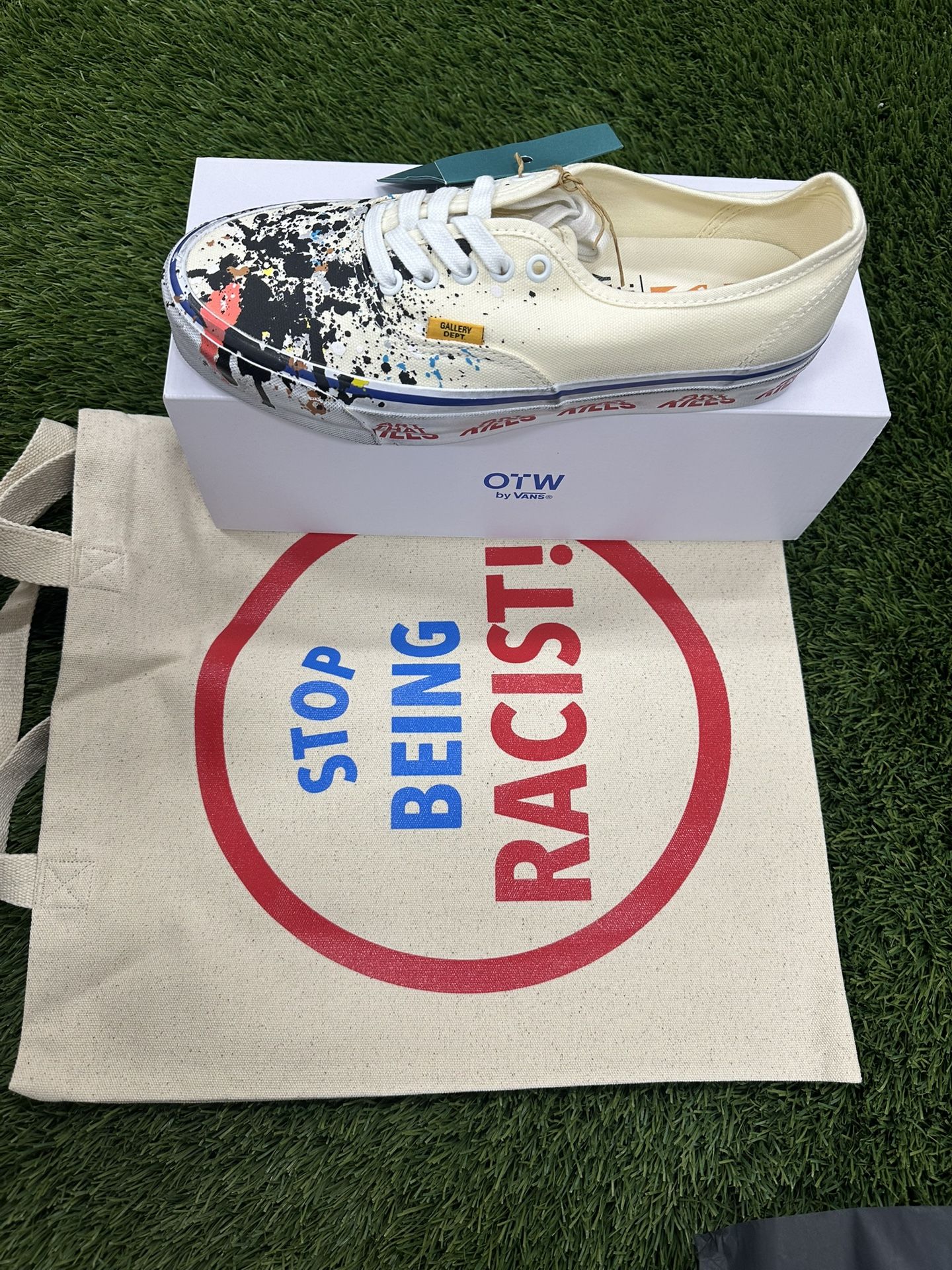 Vans Authentic Reissue 44 Gallery Dept.