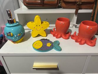 Decorative Bathroom accessories