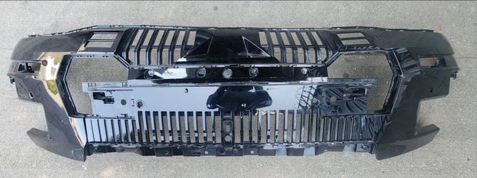 2025 2026 GMC SIERRA DENALI EV FRONT BUMPER