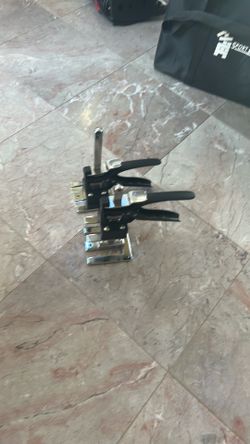 Labor saving arm jacks