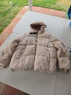 Chamarra para mujer Nueva.