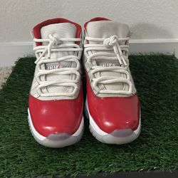 Jordan 11 cherry 