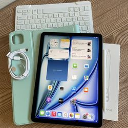 Apple iPad Air 11” M2 chip 128GB (2024 model / Gray) with keyboard and Pencil (100% battery) 