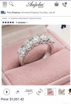 VVS1 Moissanite Wedding Band