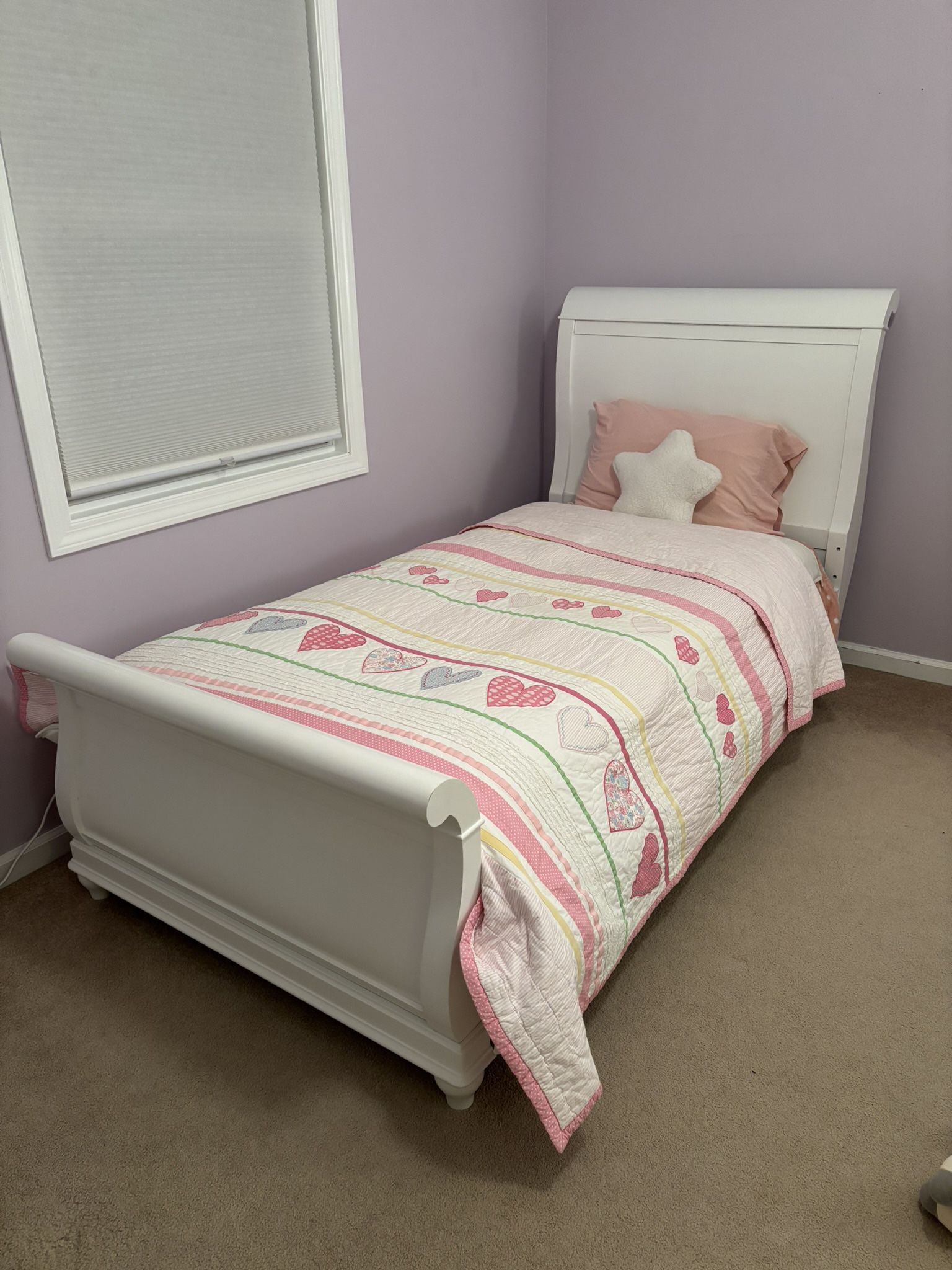 Twin Sleigh Bed