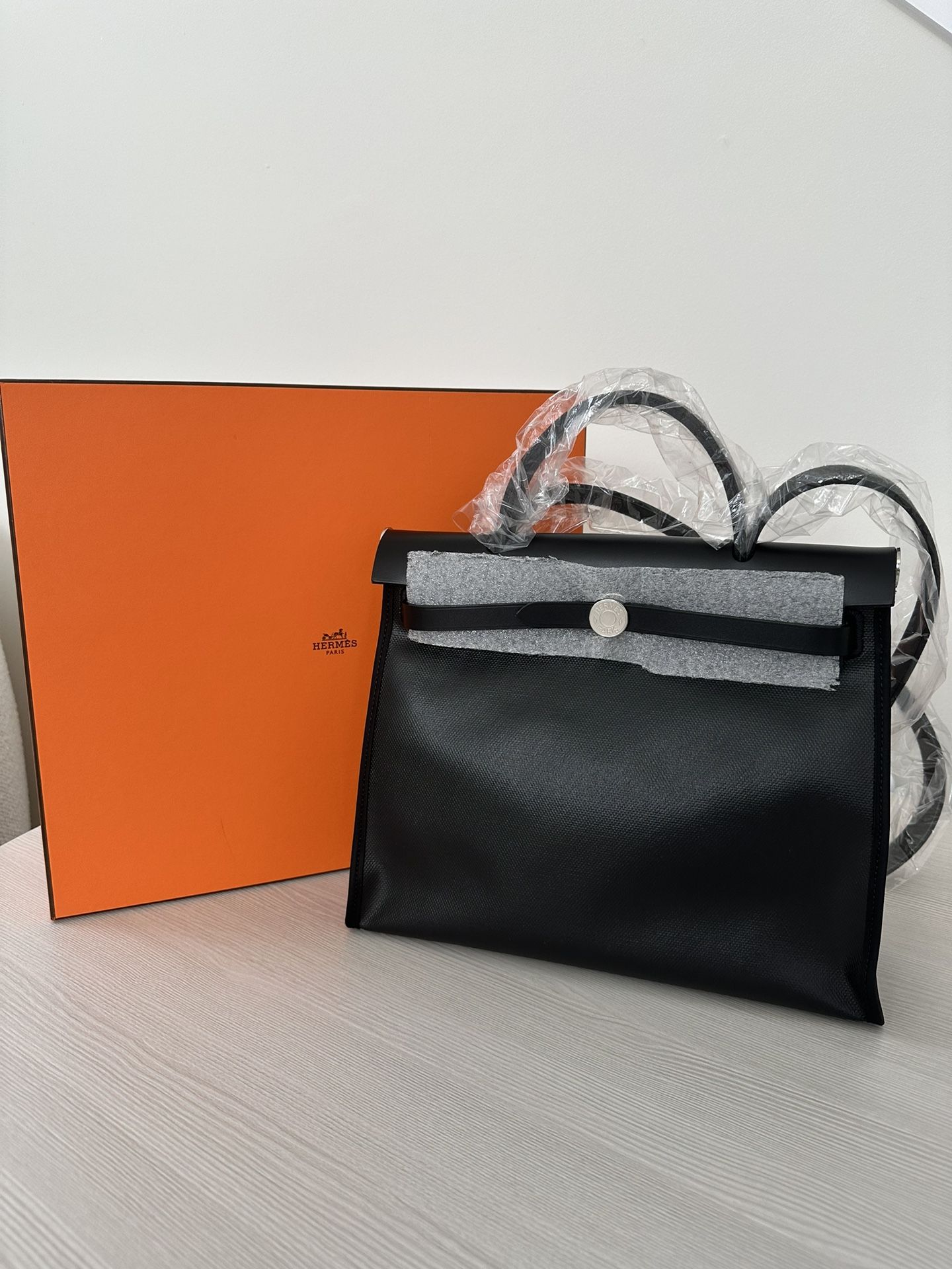 Hermes Herbag Waterproof Zip 31 Noir. Reversable