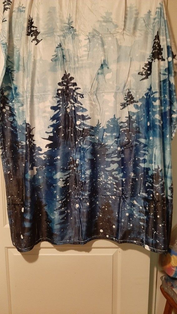 Winter Scene Throw And 2 Finger Tip Towels With Snowmen,all New.