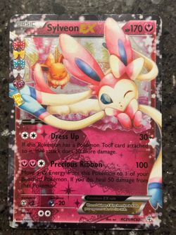 Sylveon Pokémon Card