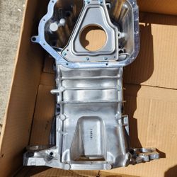 Infinity Fx35 Upper Oil Pan.