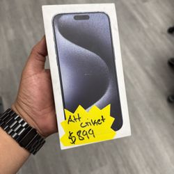 iPhone 15 Pro Max Att Cricket 256GB $850