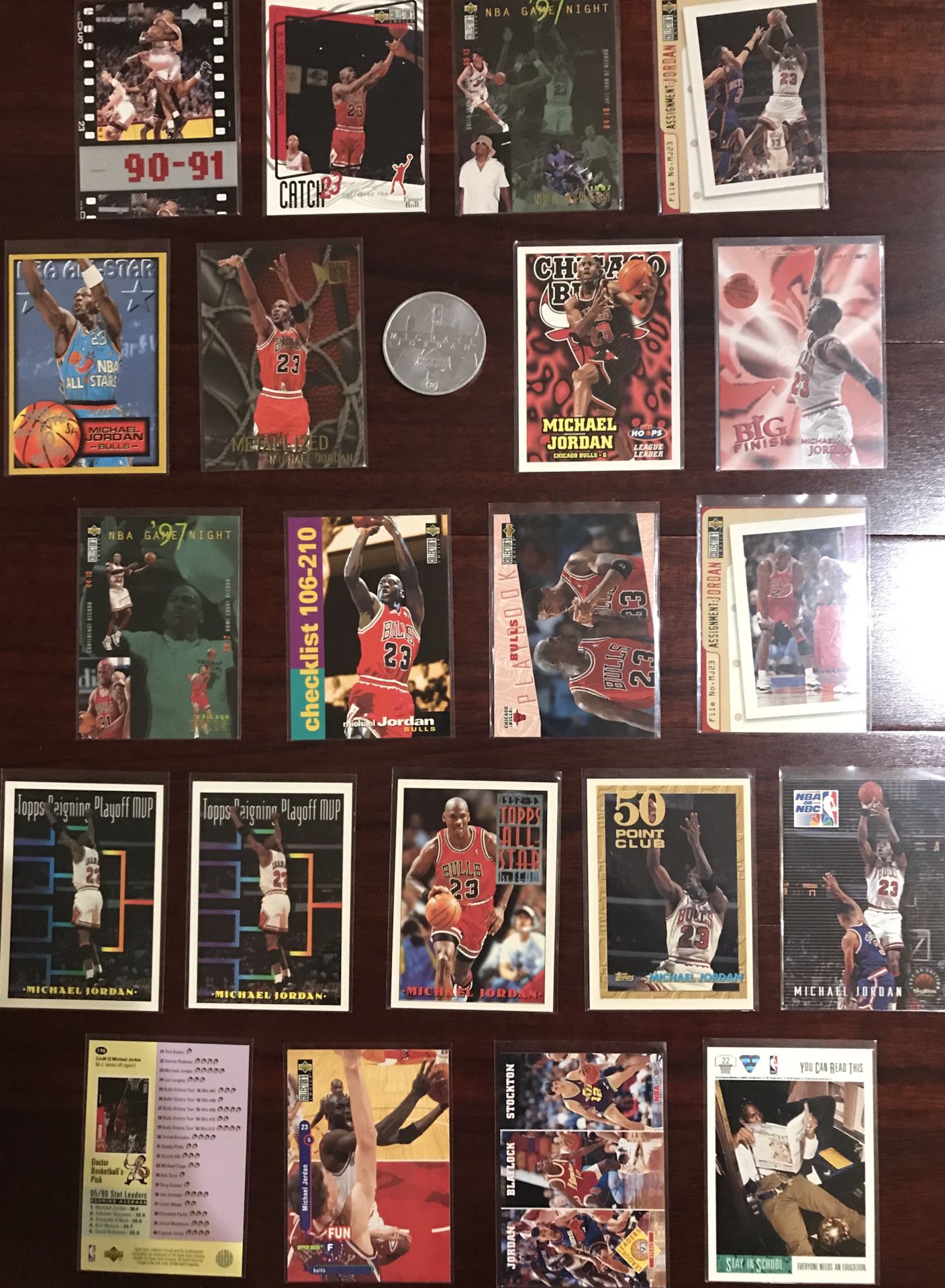 Michael Jordan Basketball 21-Card Lot!!! +MJ Upper Deck Collectors Coin!!!