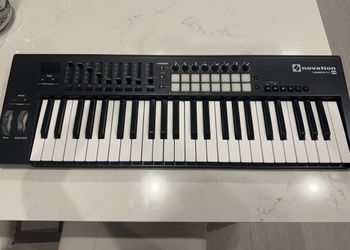 keyboard novation - Barely Used