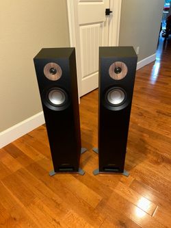 Jamo S805 speakers by Klipsch