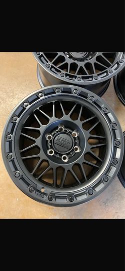 Tundra wheels and tires 17” with 35”