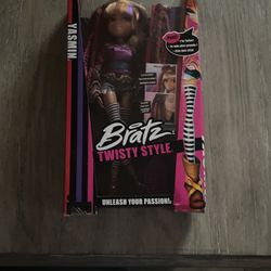  Rare 2001 Bratz Twisty Style Doll