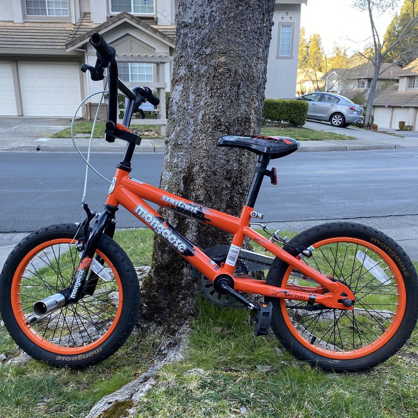 Mongoose bmx orange and unphased black