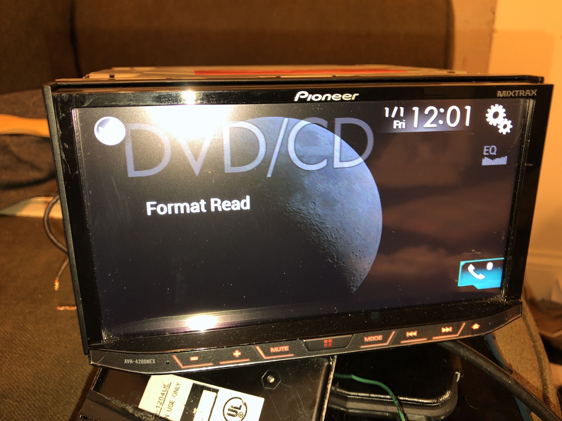 PIONEER 4200 NEX FACEOFF DOUBLE DIN WITH APPLE CARPLAY AND HMDI INPUTS WITH A EXTRA FACEPLATE!!!!!
