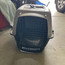 Pet dog kennel $20