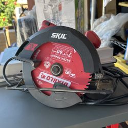 Portable Hand saw 13 Amp