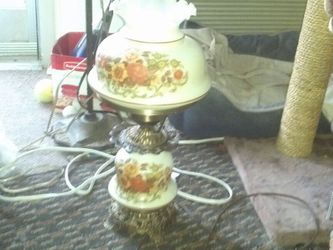 Quoizel 1960 3 1/4 3 phase electric Gone With the Wind Style hurricane lamp