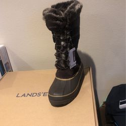Woman’s winter Boot