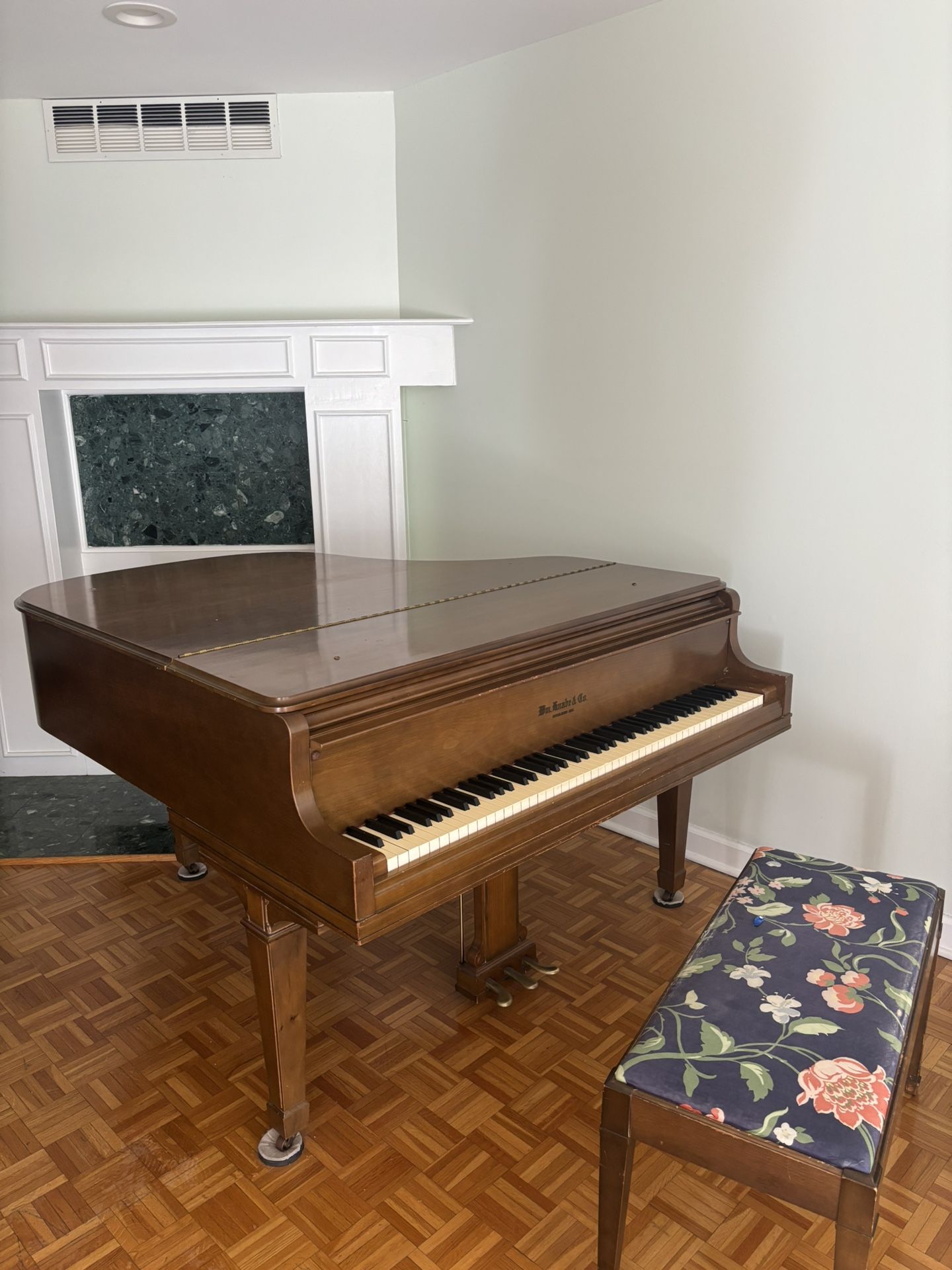 Knabe Piano
