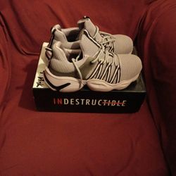 "Indestructible" Steel Toe Shoes..Size 9..(Brand New)..
