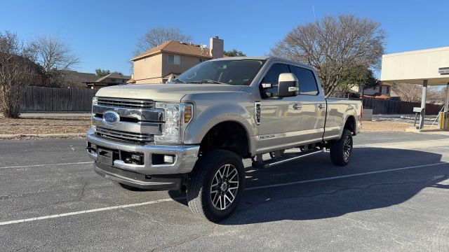 2018 Ford F350 Super Duty Crew Cab