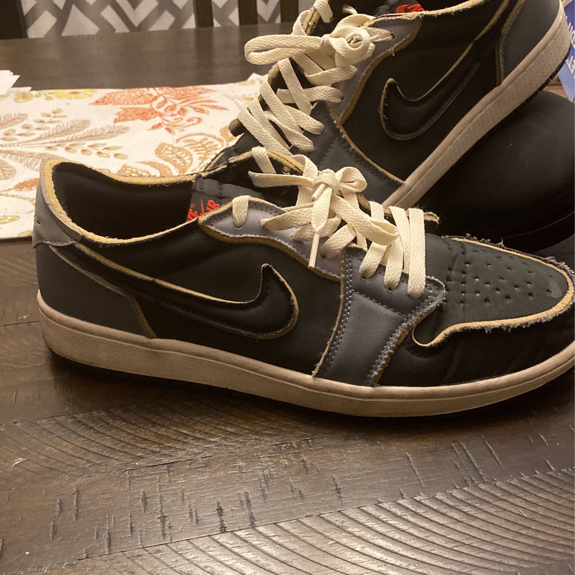 Jordan 1 Low
