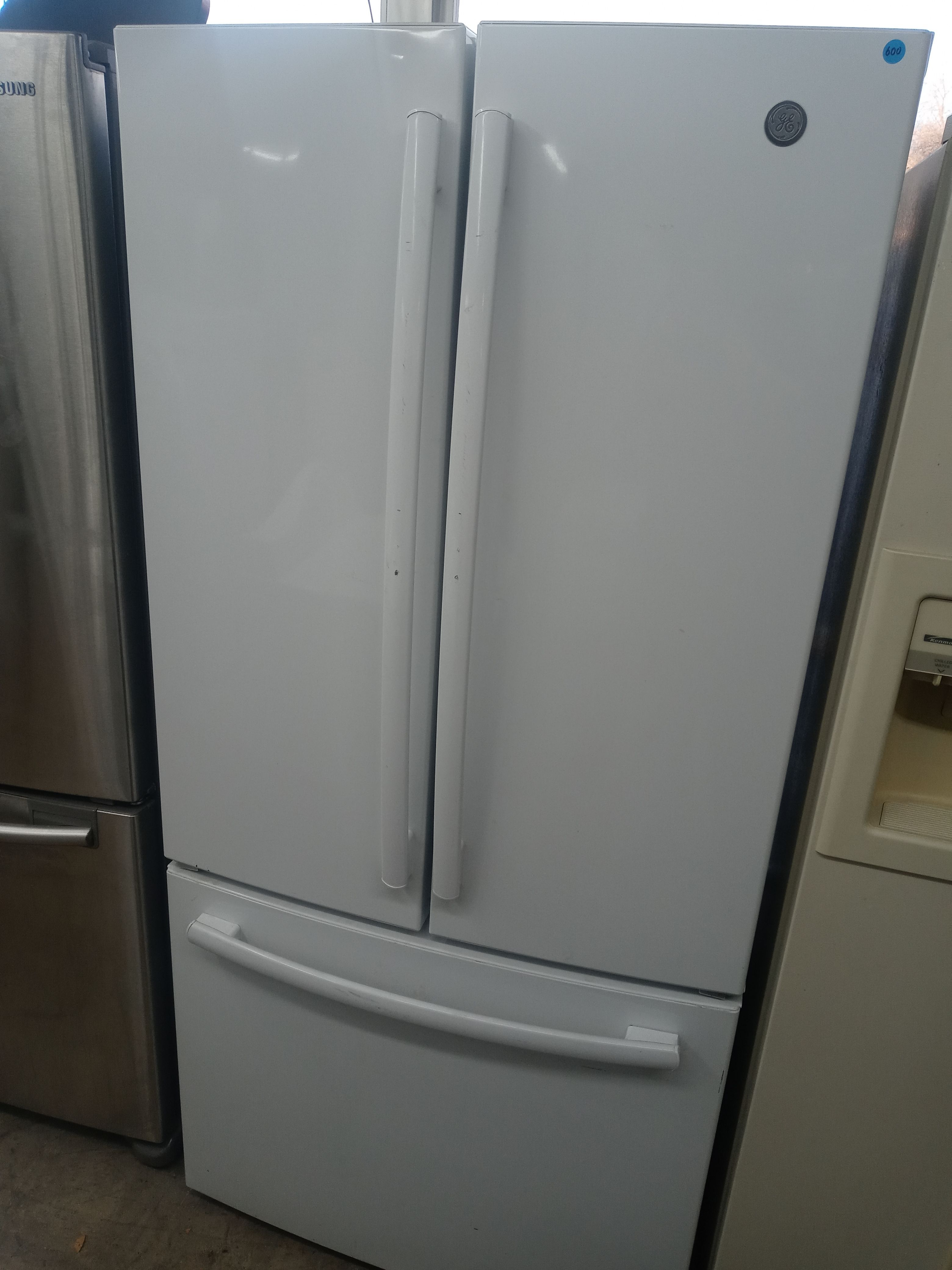 GE 33" white french door refrigerator - Free delivery