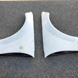 2008-2014 Mercedes C250/300 Fenders OEM.