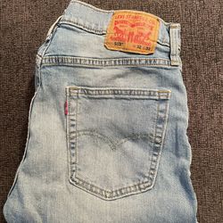 Levi 513 Size 32x32 