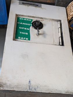 Heavy Safe In Granada Hills 91344