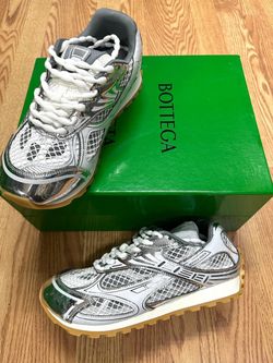 Bottega sneakers