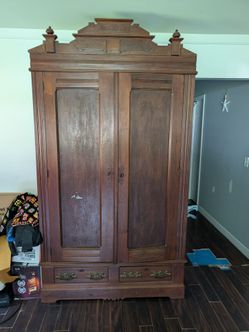 Armoire - Free - First Come First Serve