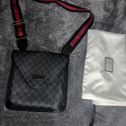 Gucci Messenger Bag 