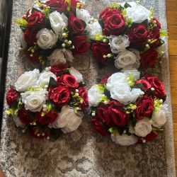 Quantity: (4) Piece Red Flower Centerpieces 