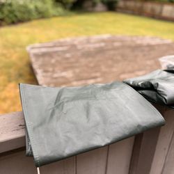 Picnic table slip on cover