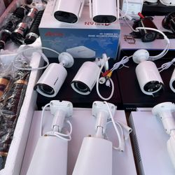 Security Systems 4 And 8 Cameras
