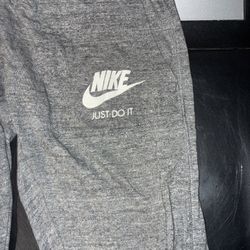 Women’s Sweatpants