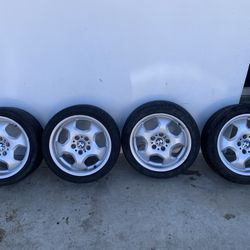 BMW 17 Inch Staggered M Contour Wheels