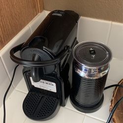 NEPRESSO DELONGHI “like New”