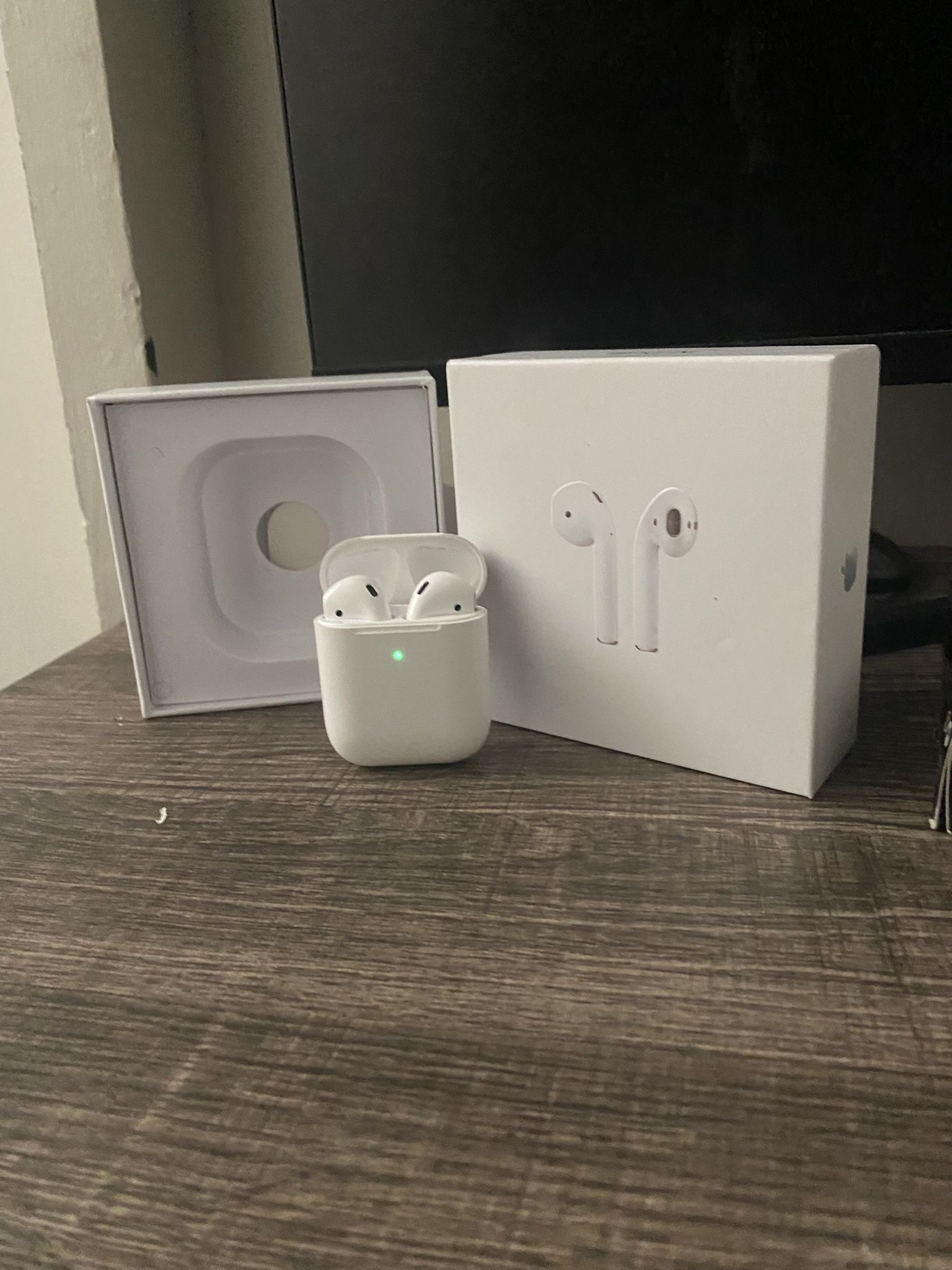 Airpods generation 2 