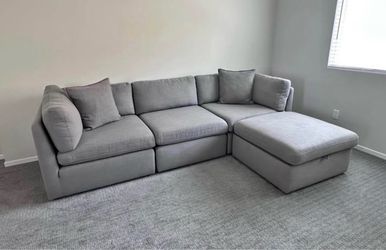 BEAUTIFUL MODULAR SECTIONAL COUCH DELIVERY AVAILABLE