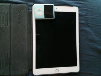 Apple  Parts for iPad and  Nano  3 rd Gen.