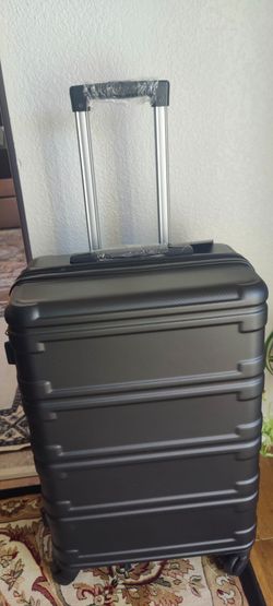 New Carry on luggage