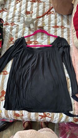 Used Off the shoulders Hollister Top