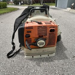 STIHL BR 420 MAGNUM in good working condition has new air filter starts right up!!!!
