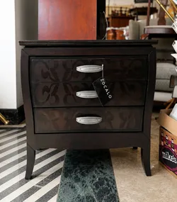 ZOCALO 3-Drawer Nightstand
